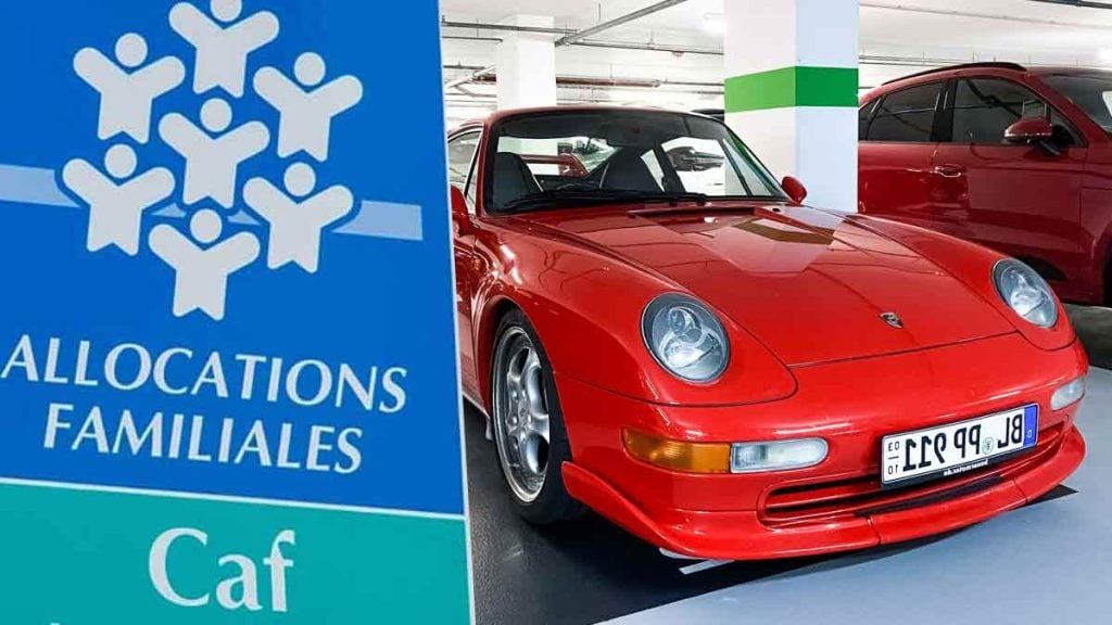 Fraude aux allocations familiales  un couple avec 34 voitures et des montres de luxe