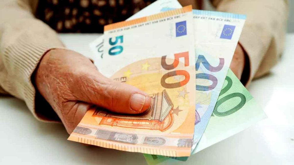 « J’ai touché le RSA toute ma vie sans jamais travailler, voici le montant réel de ma retraite en 2026 »